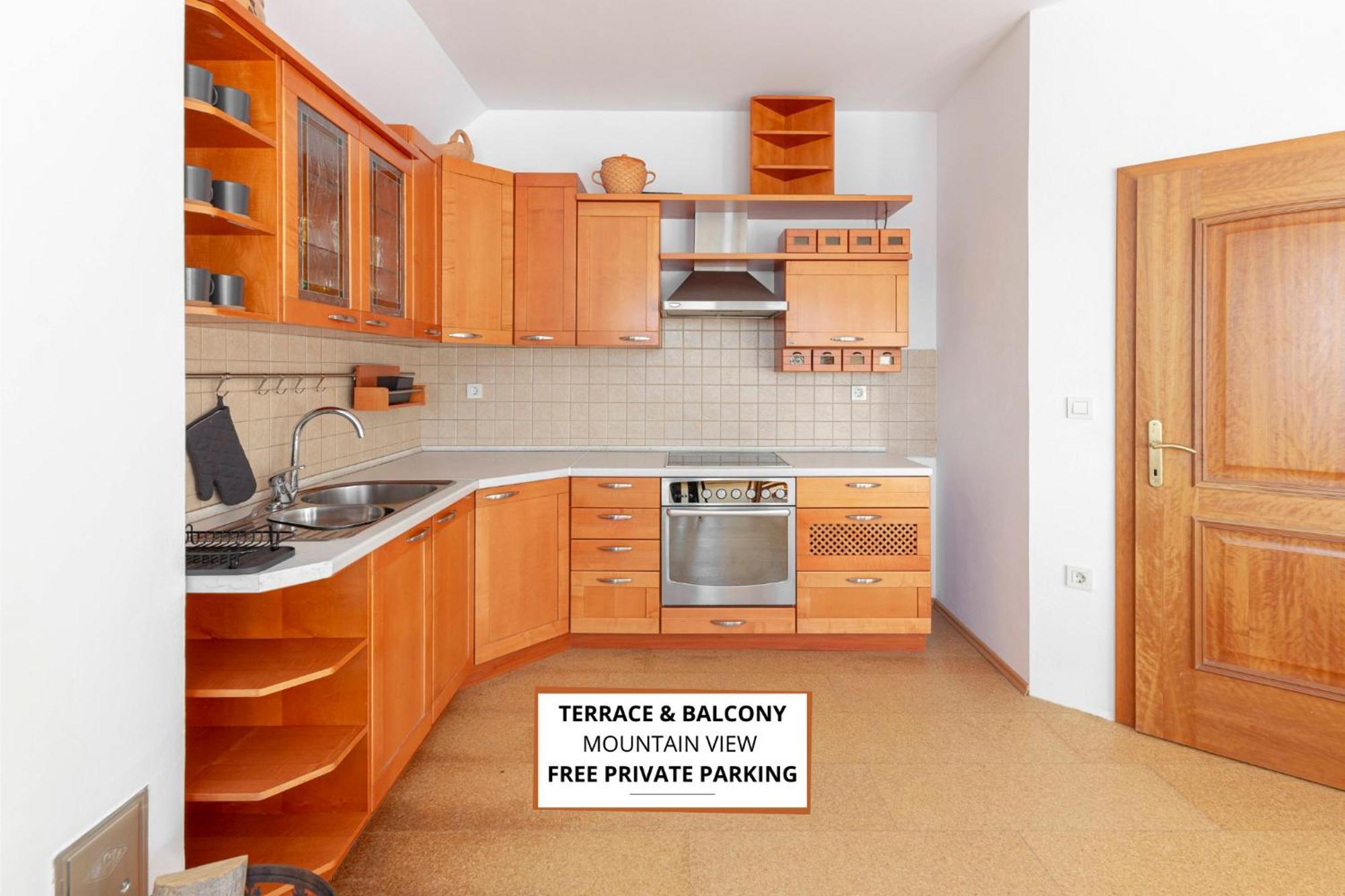 Struc Apartment